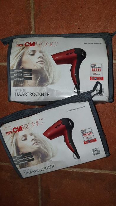 mała suszarka turystyczna do włosów