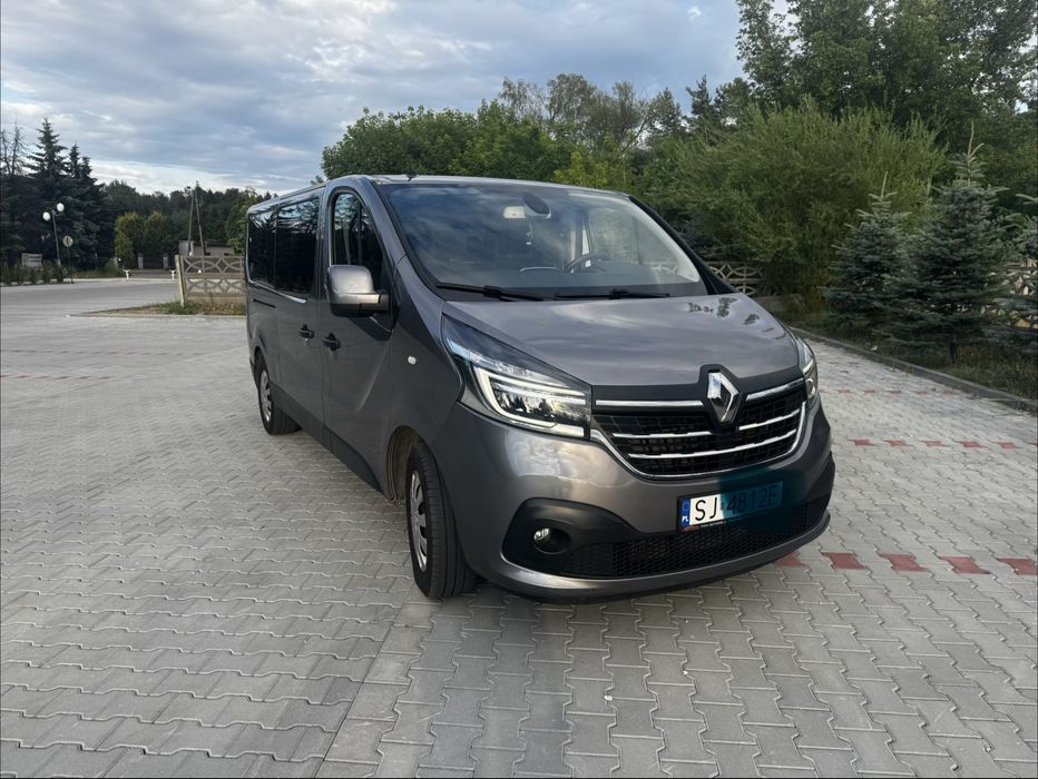 Wynajem Bus  vip 9 osób moc 170 KM Automat full wersja