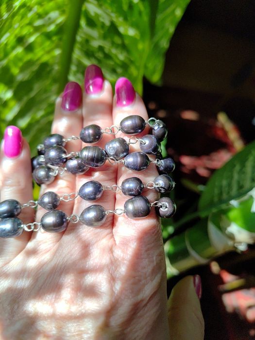 Długi naszyjnik z pereł naturalnych słodkowodnych