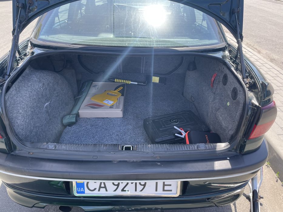 Продам авто Opel Omega B