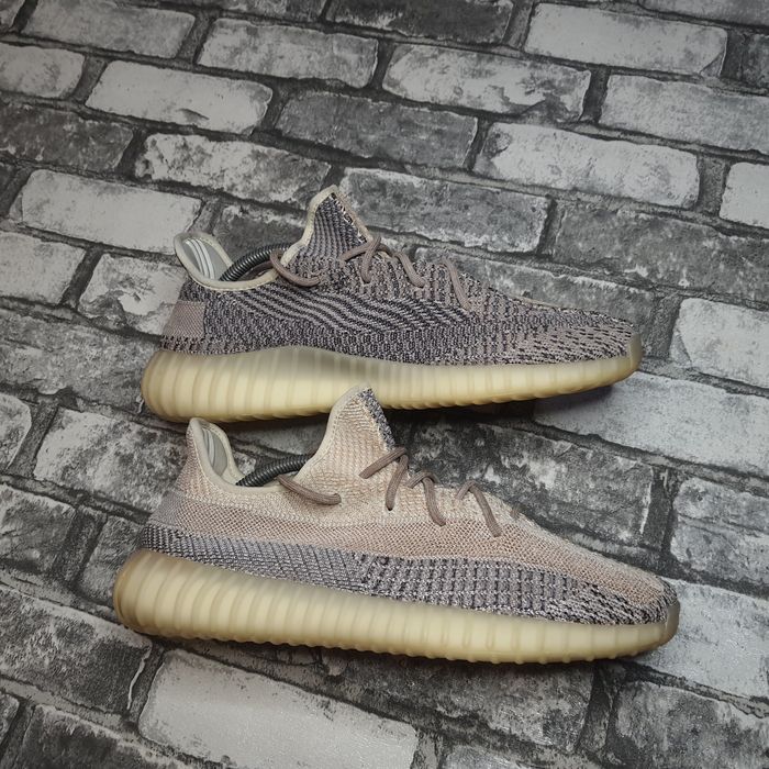 Стильні кросівки Adidas Yeezy Boost 350 V2 Ash Pearl ідеал. 44розмір.