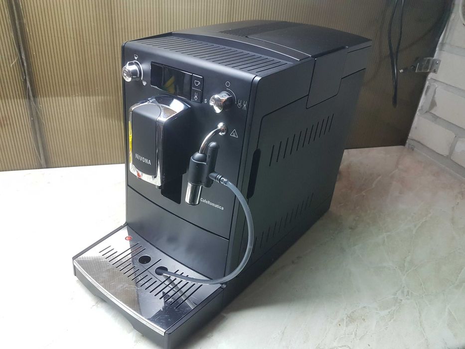 Ekspres do kawy Nivona 572 CafeRomatica