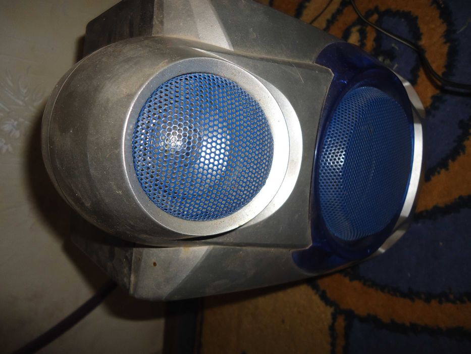 колонка от магнитофона