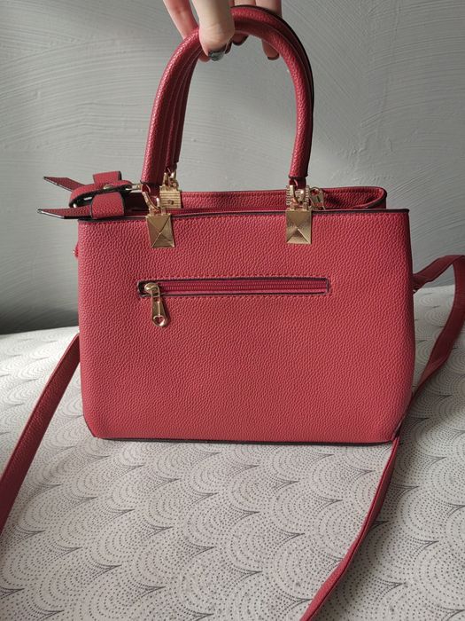 Nowa torebka listonoszka