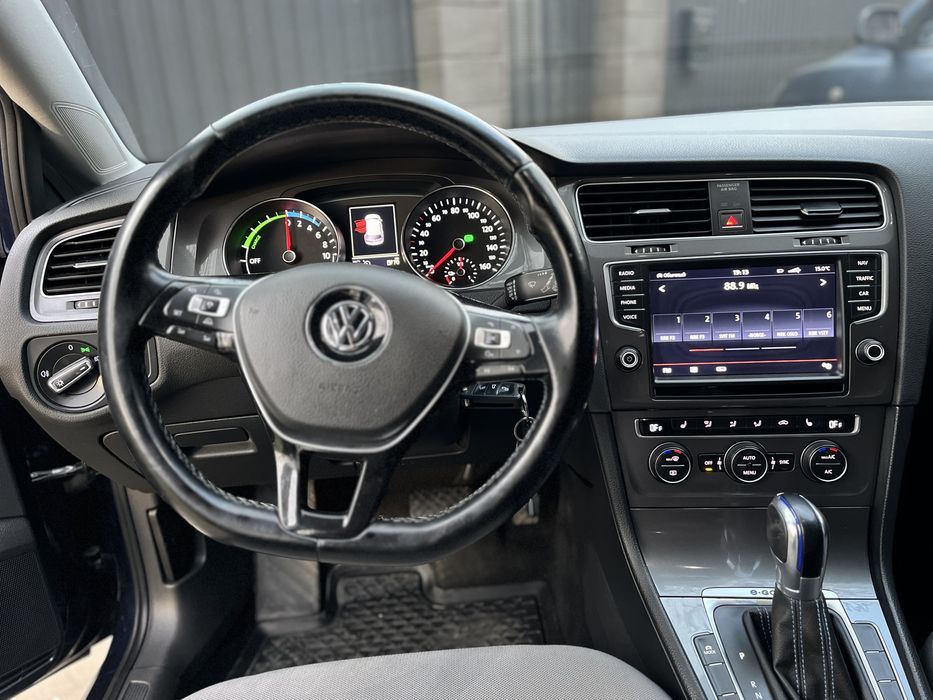 E-Golf 2015 Volkswagen 24kw електричка без вкладень