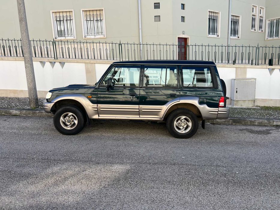Hyundai Galloper Exceed 2.5 TCI - 7 lugares