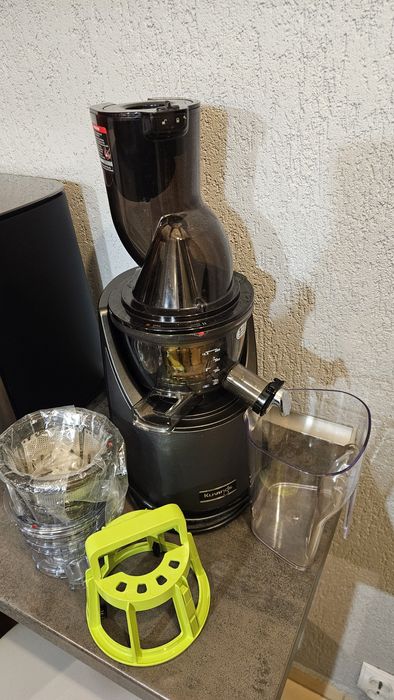 Wyciskarka Kuvings EVO 820