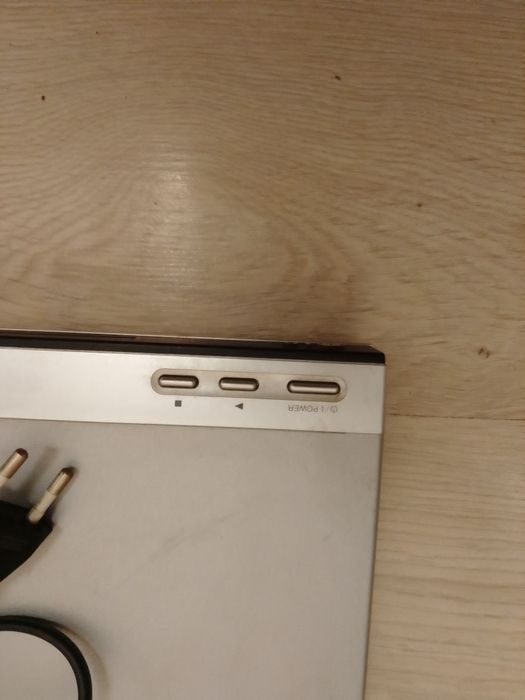 DVD програвач LG ds563x