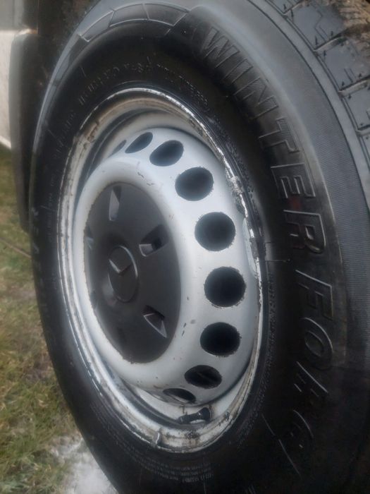 Koła mercedes Sprinter 4 sztuki 235/65/16