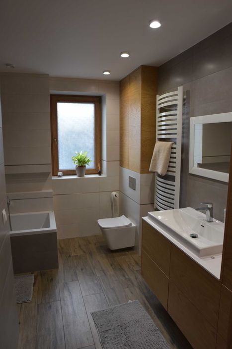 Dom w Stróży wraz z garażem