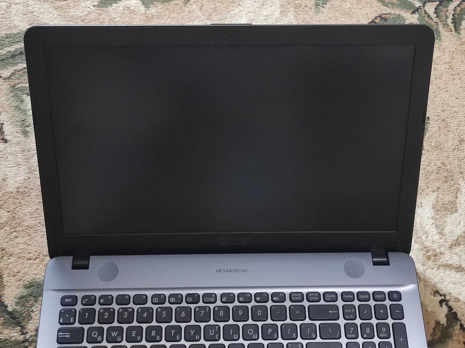 Ноутбук Asus X541N / Pentium N4200 4 Ядра / GeForce 810M 2GB / SSD