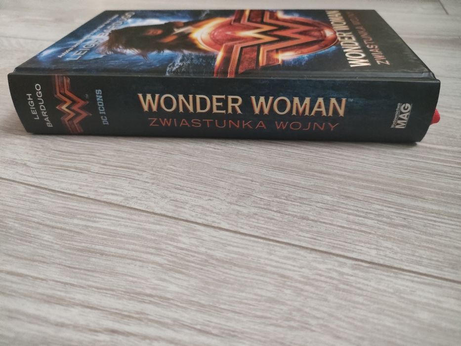 Wonder Woman Leigh Bardugo