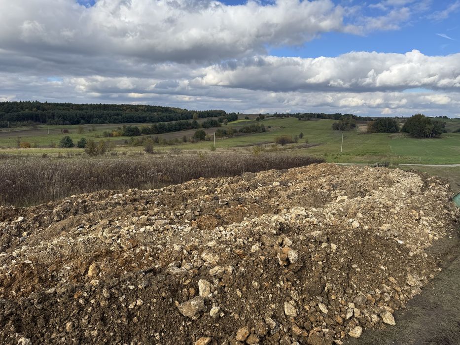 Kamien biały z wykopu (IŁ)