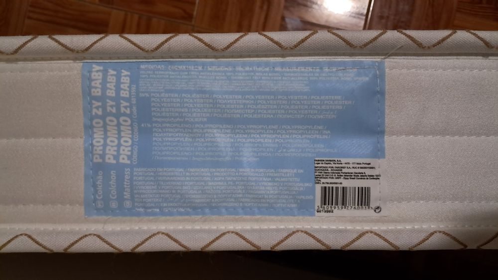Colchão de bebé em bom estado