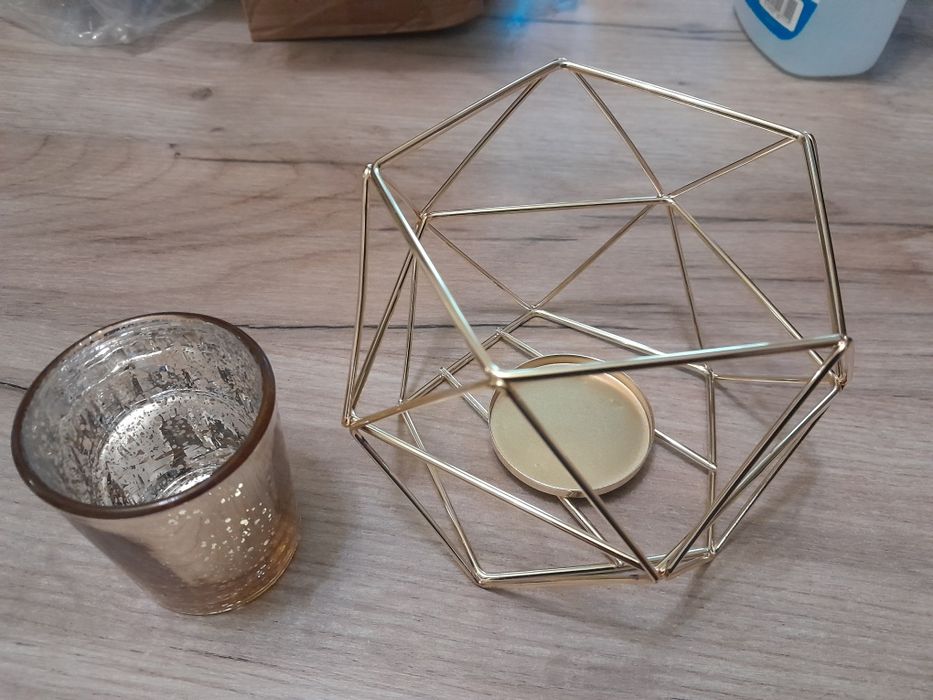 Świecznik geometryczny