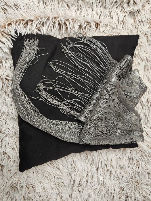 Srebrny szal 180 cm.