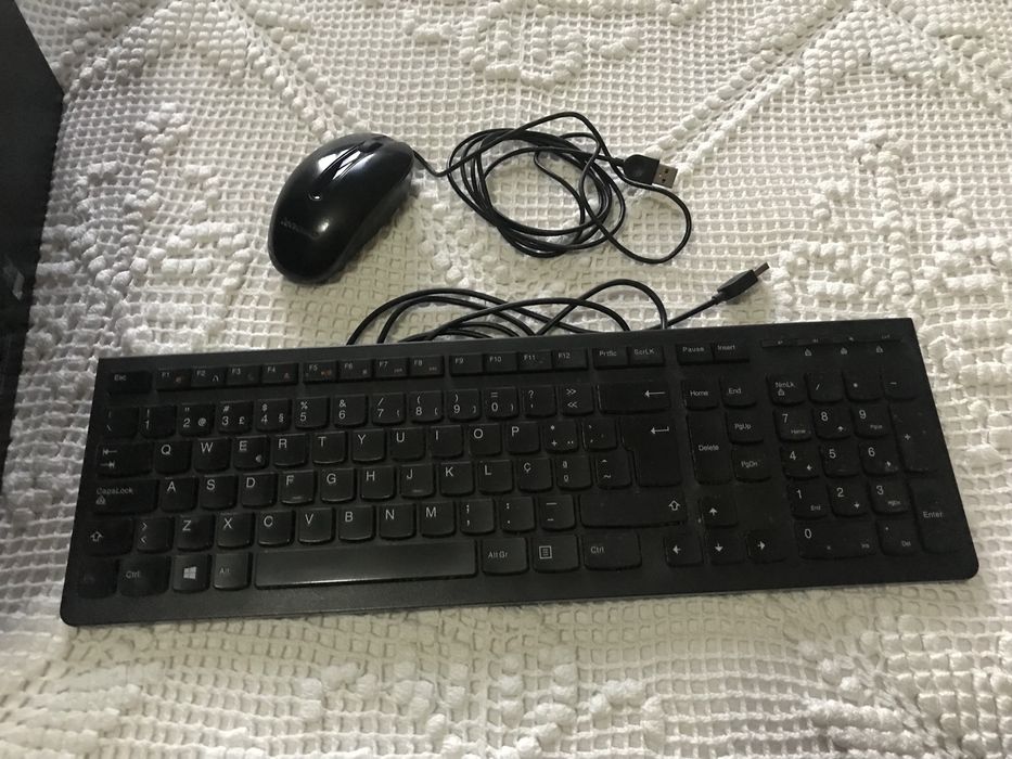 PC Gaming Lenovo H50-50 / i7-4770K / GTX 750 Ti / 16GB RAM / HDD 2TB