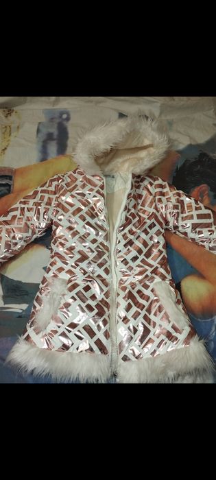 Зимова курточка для дівчинки