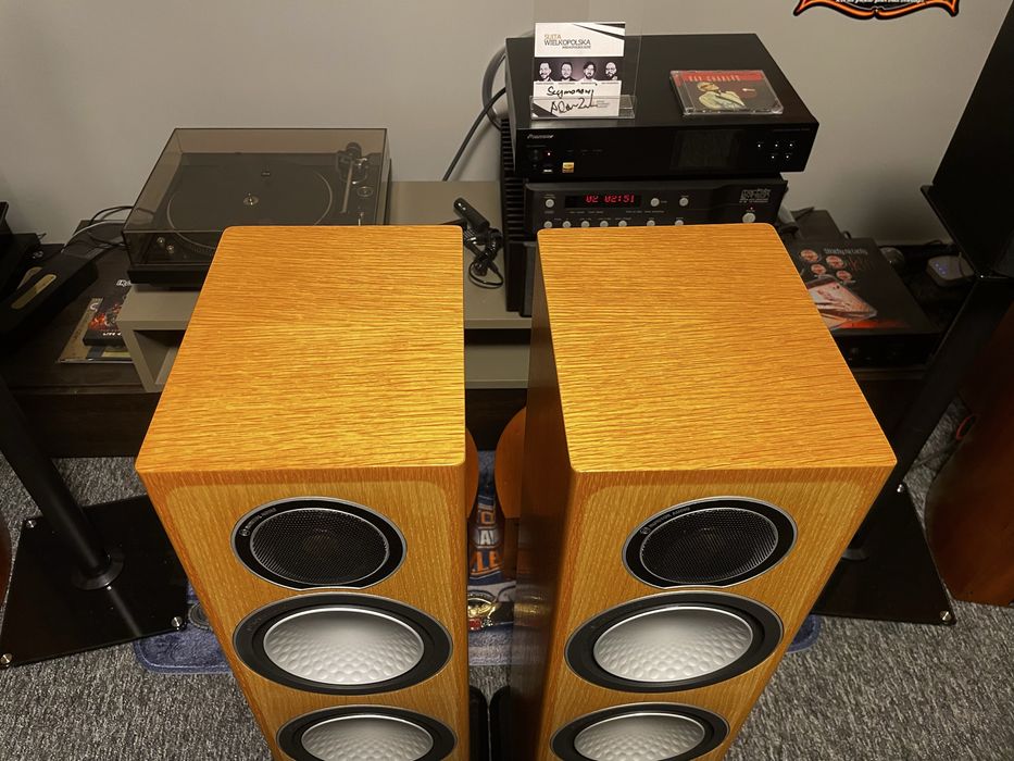 Kolumny podłogowe Monitor Audio Silver 6