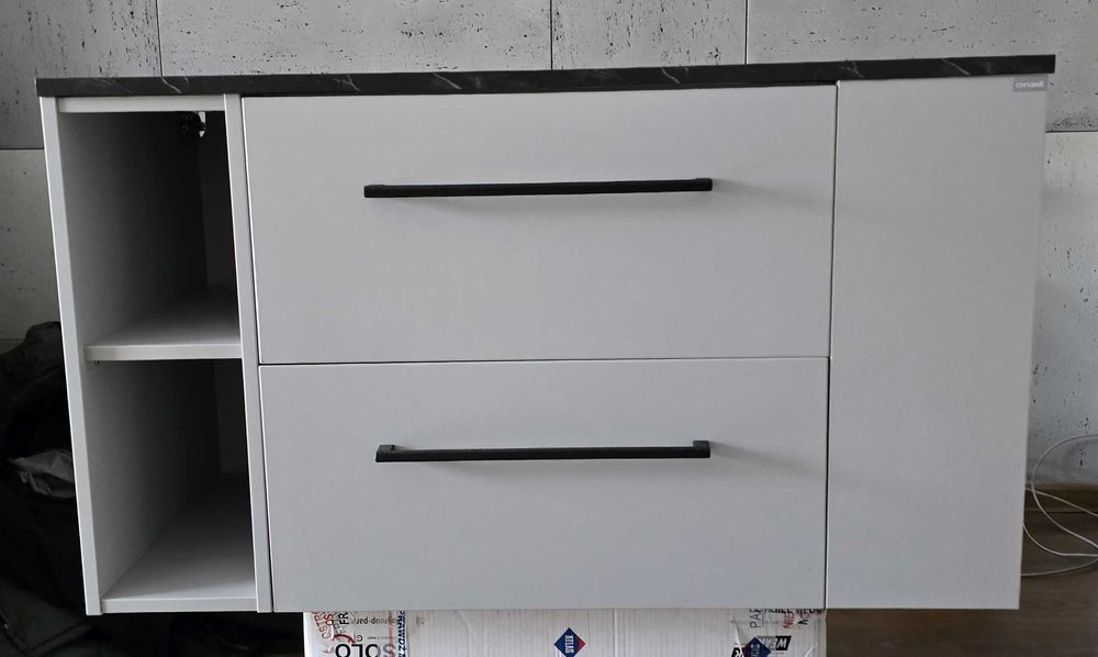 Wyprzedaż ekspozycji! Szafka 60 plus moduł 20 , lustro