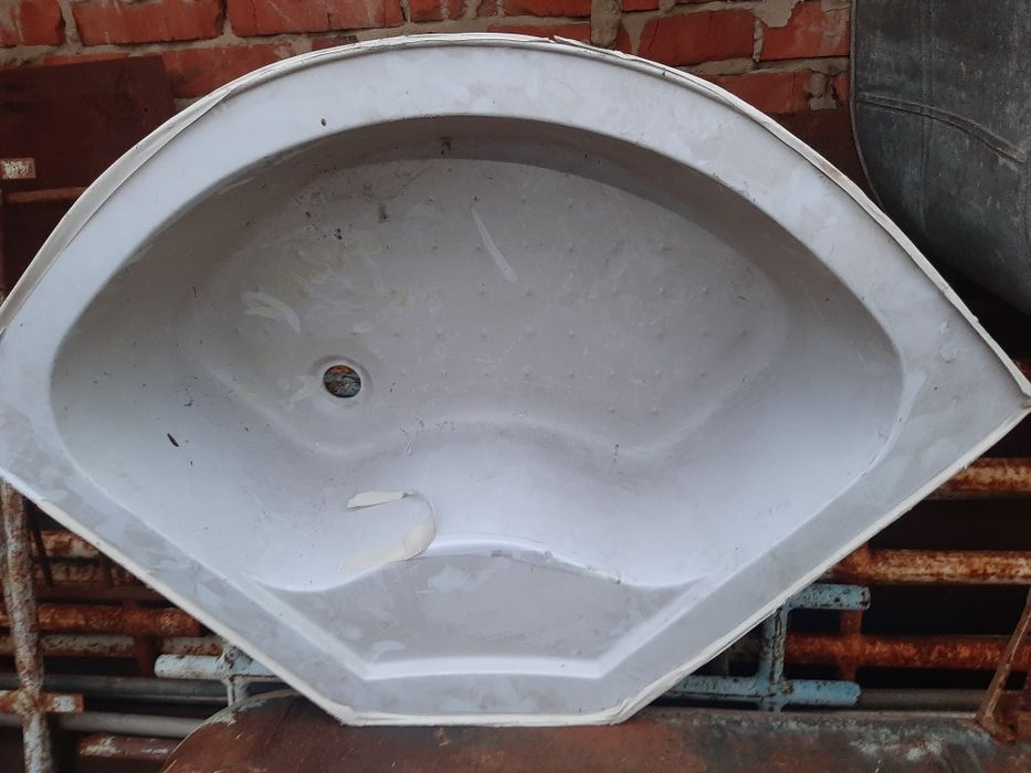 Поддон для душевой б.у