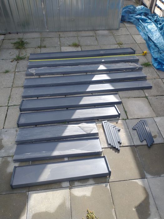 Parapety zewnętrzne, antracyt, dł. 18,5 cm