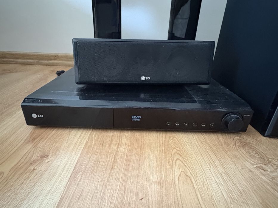 Kino domowe LG SH95TA-W