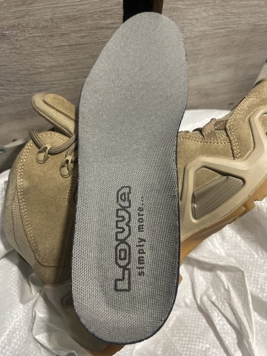 Чоловічі черевики Lowa  Zephyr Mid TF 42 р. Нові