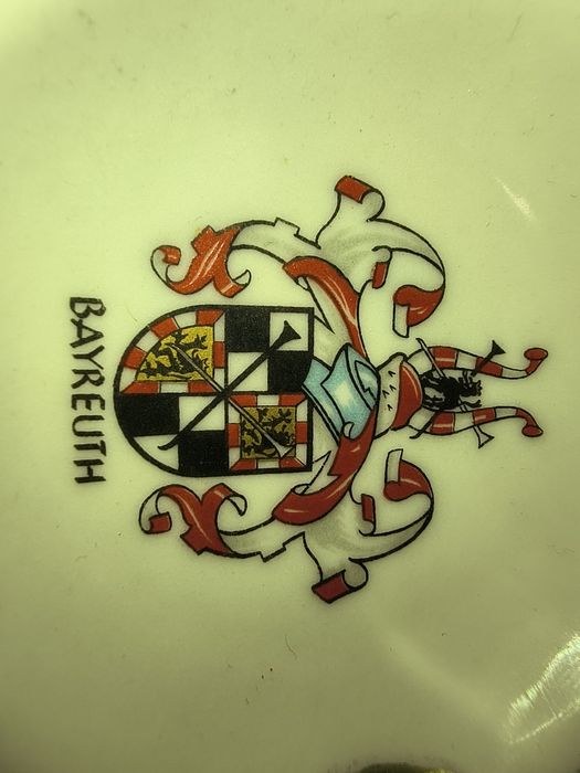 Porcelanowa popielniczka