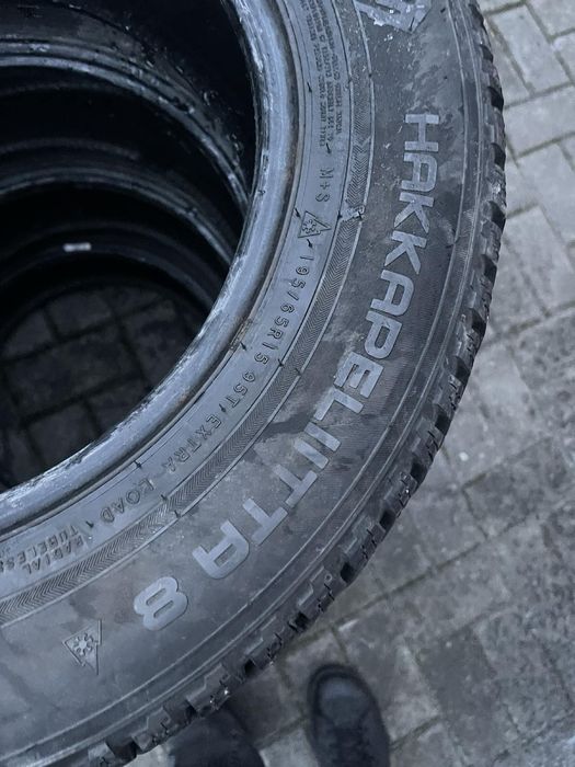195/65 r15 шип nokian hakapelita 8