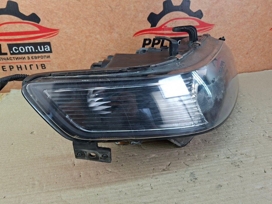 Honda Accord 7 VII 02-06 Фара правая ксенон блок розжига W3T10471