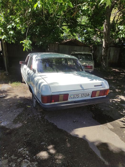 Продам газ 310290 год выпуска белого цвета на ходу1996