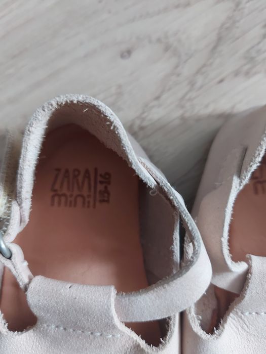 Пінетки сандалі туфлі Zara mini 15-16