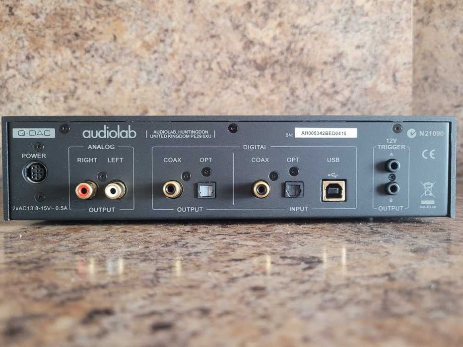 Audiolab Q-Dac + interkonekt