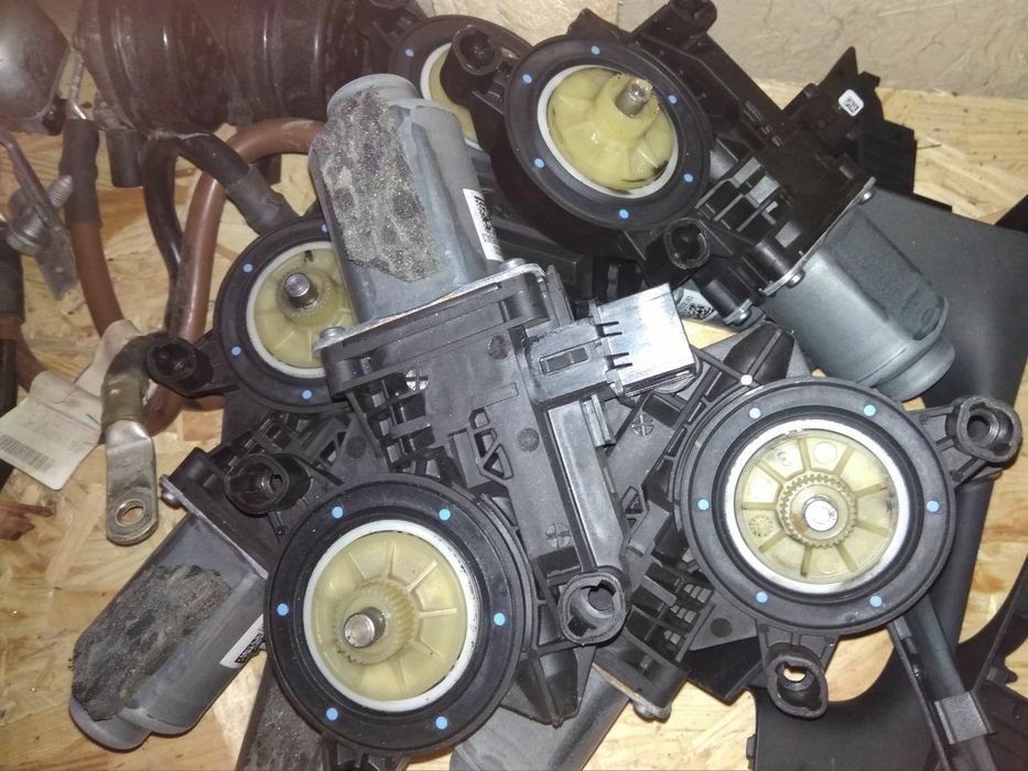 Запчасти  Volkswagen Jetta mk6