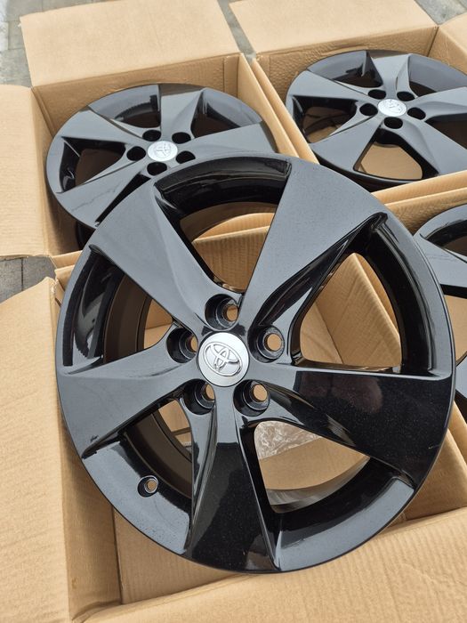 Felgi 16 5x100 Toyota  Corolla Yaris Celica MAtrix Prius Nowe Czarne | #T2