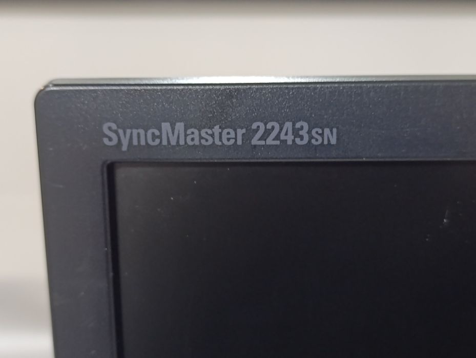 Monitor Samsung 22" Sync Master 2243SN