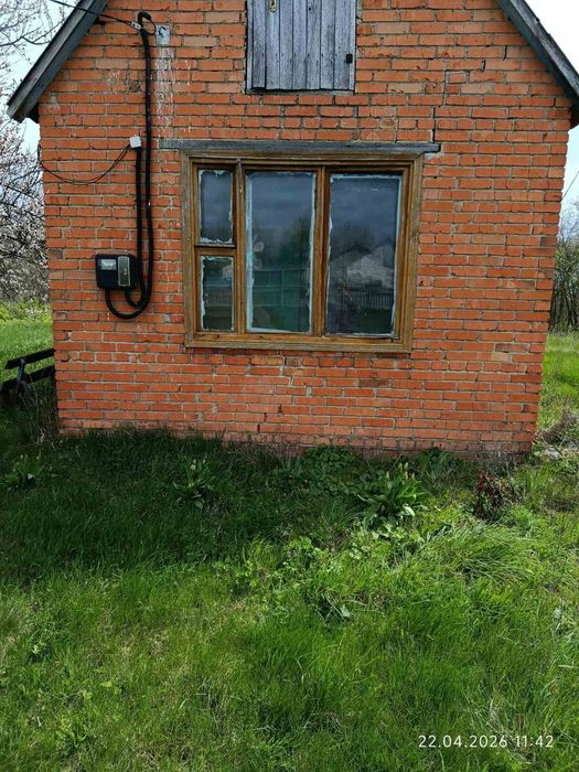 Будинок у селі Велика ділянка