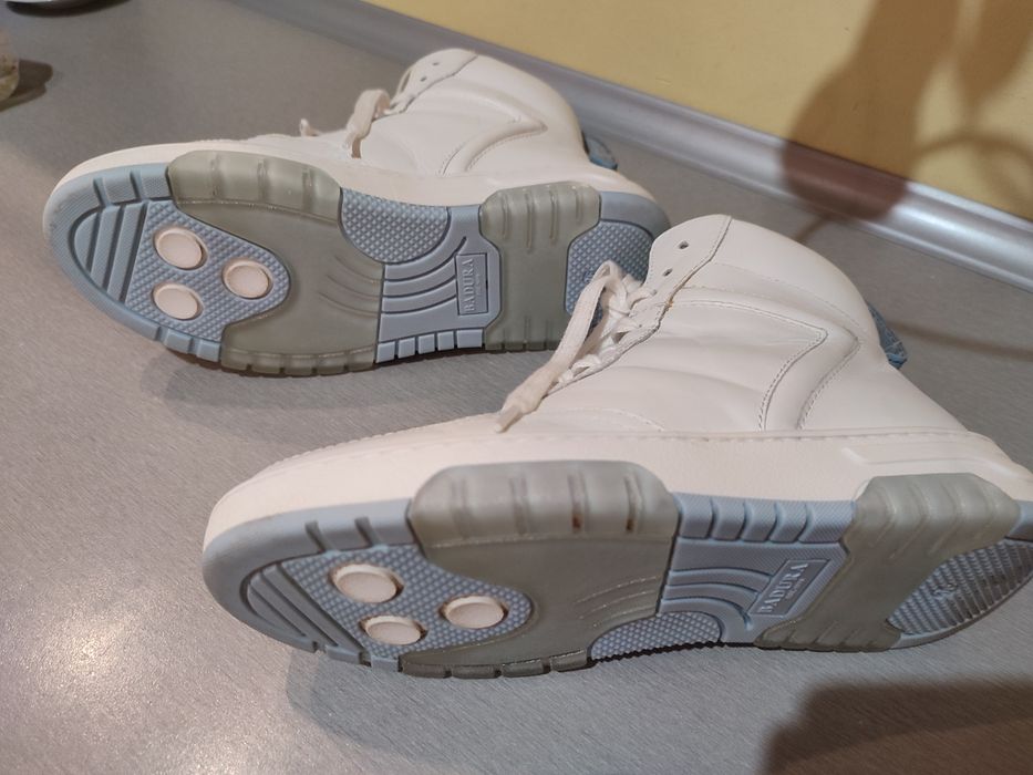 Sneakersy, buty wysokie BADURA r.36 (23 cm) ,całe ze skóry, stan ideal