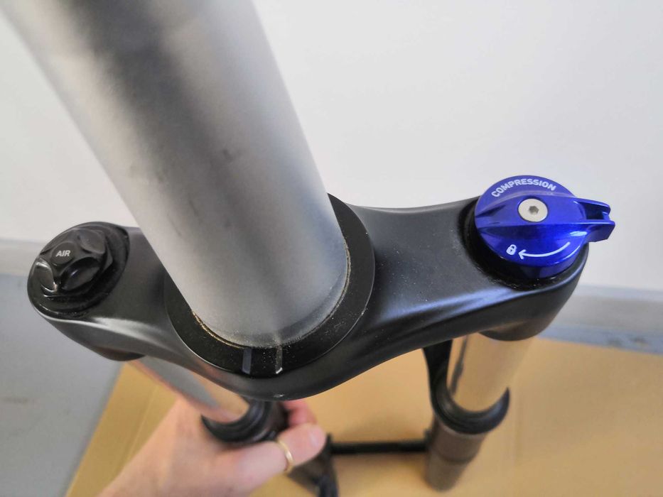 Amortyzator Rock Shox Recon Silver RL 130 mm Solo Air 15x110 29" nowy