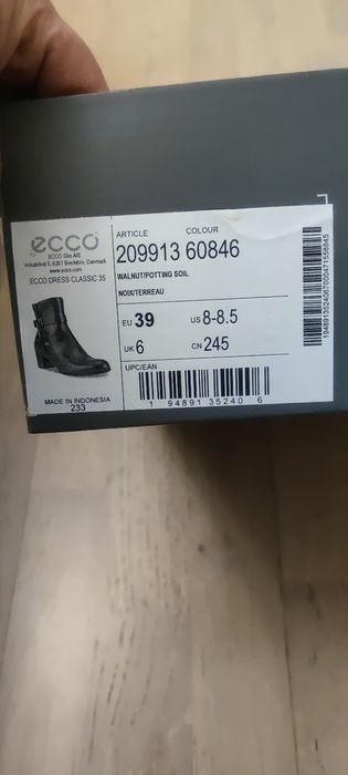 Жіночі черевики ECCO 39 р