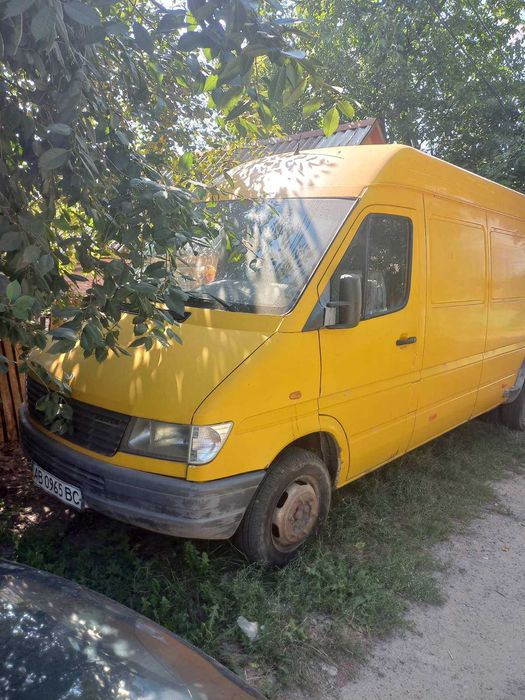 Продам Мерседес Спрінтер 412 грузовий