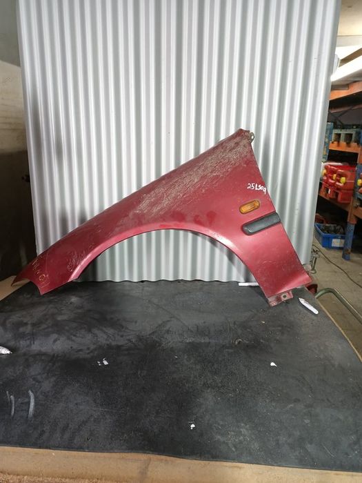 Guarda Lamas Honda Civic MK5 ESQUERDO  Vermelho