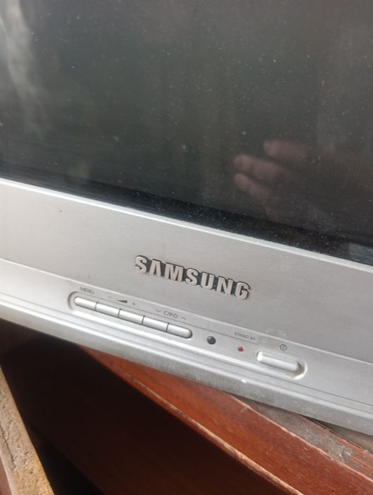 телевізор Samsung діагональ 29