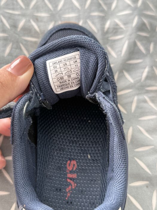 Кросівки Levis 29 р