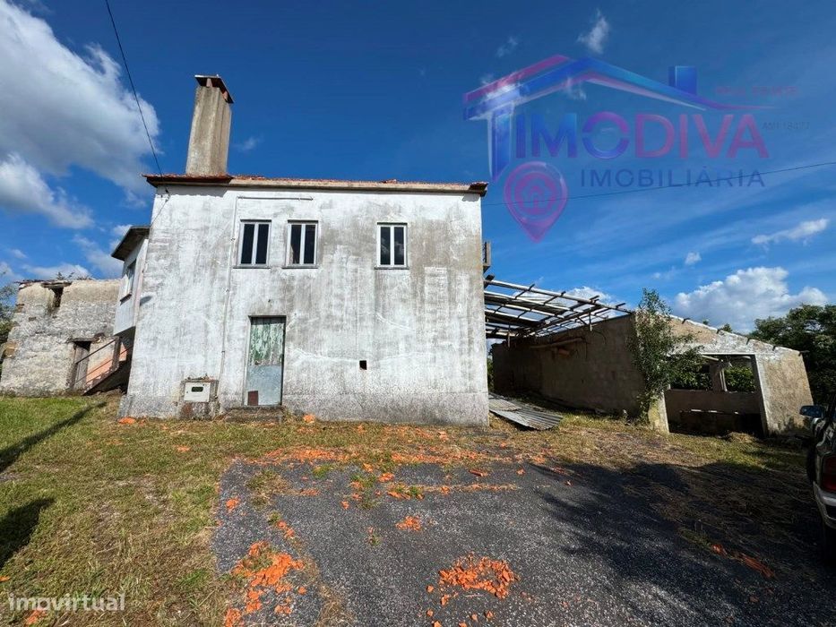 Casa de Campo com Terreno Fértil