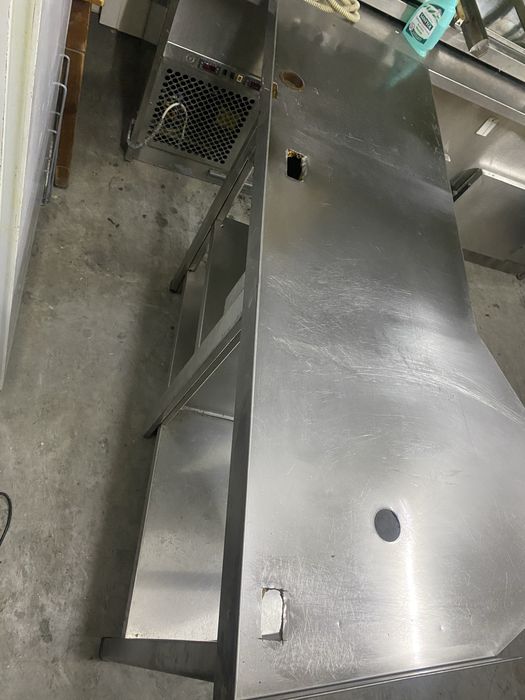 Bancada com gaveta e parteleira