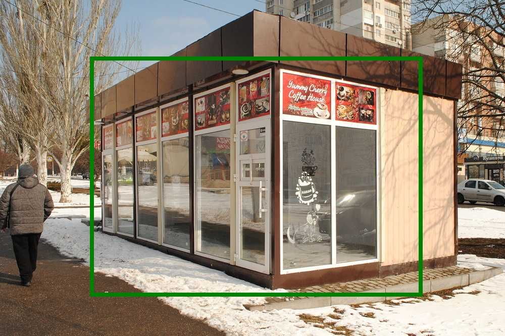 Оренда вул. Нескорених (Героїв Праці) червона лінія 32 м2