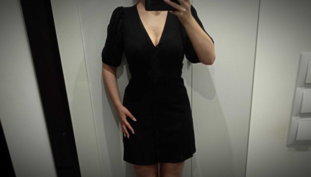 Sukienka grubsza z bufkami S /XS