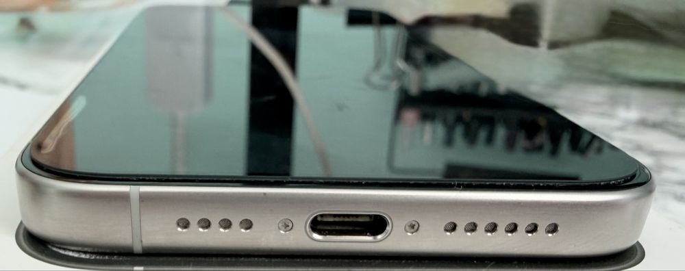 iPhone 15 Pro Max 256GB White Titanium eSim